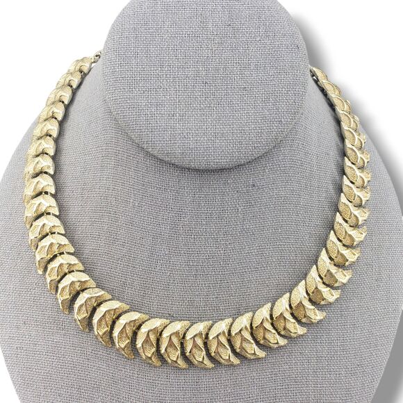 Coro Gold Tone Chunky Link Choker Necklace Statement MCM Retro Glam Adjustable - Picture 1 of 14